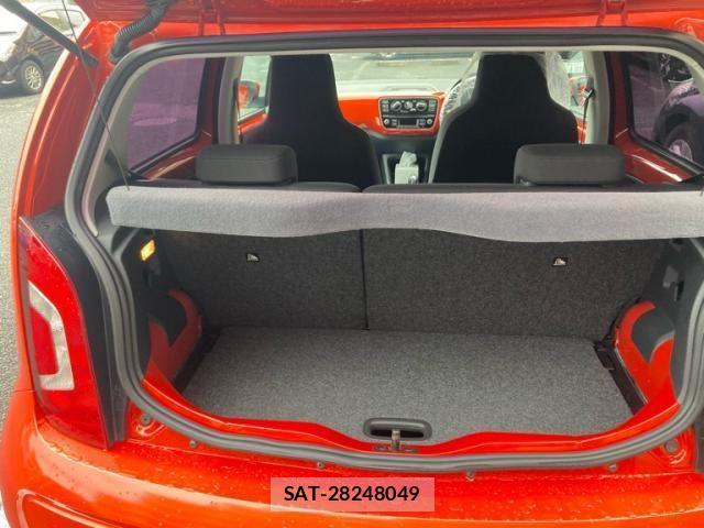 VolksWagen UP! 2016-03 7510469-7