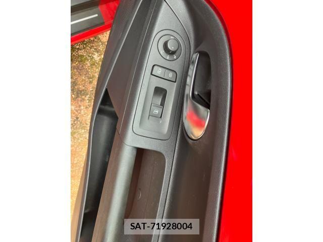 VolksWagen UP! 2012-10 7621381-12