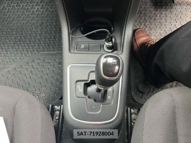 VolksWagen UP! 2012-10 7621381-16