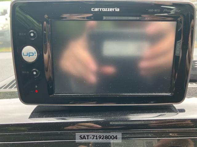 VolksWagen UP! 2012-10 7621381-18