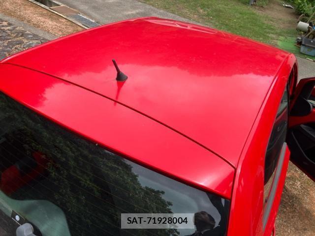 VolksWagen UP! 2012-10 7621381-7