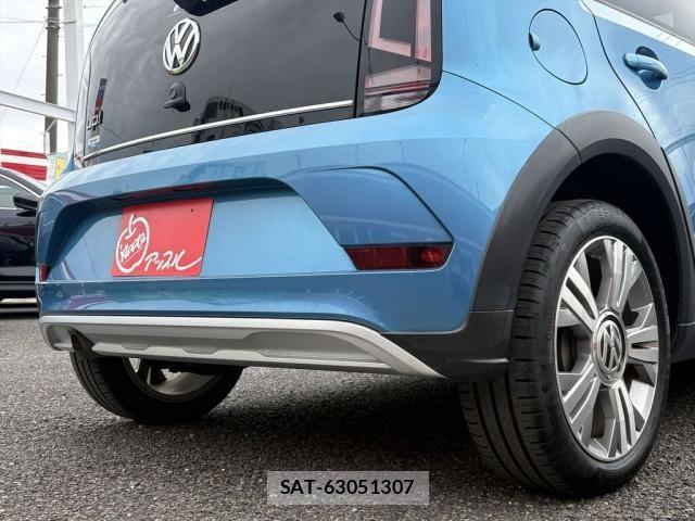 VolksWagen UP! 2017-07 7621379-11