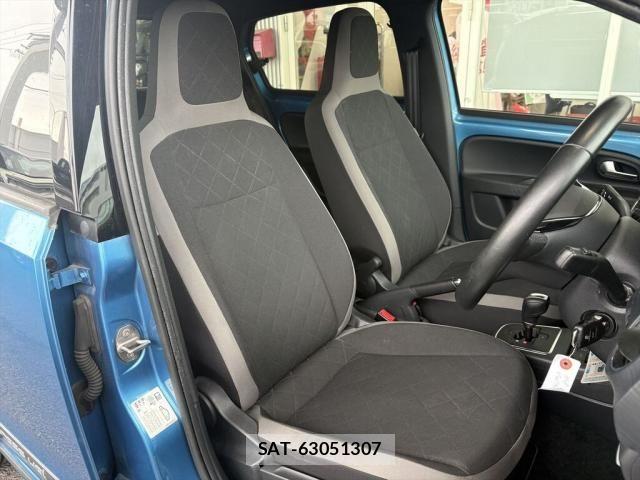 VolksWagen UP! 2017-07 7621379-28