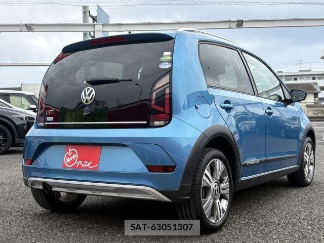 VolksWagen UP! 2017-07 7621379-7