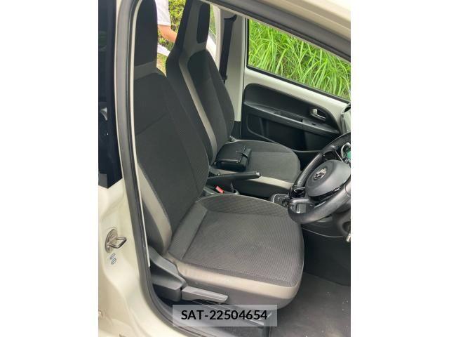 VolksWagen UP! 2012-09 7730779-10