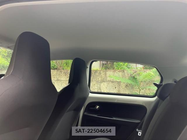 VolksWagen UP! 2012-09 7730779-16