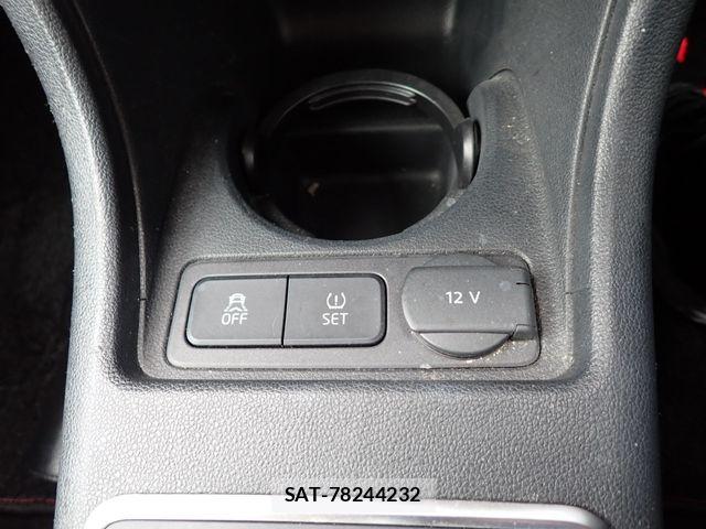 VolksWagen UP! 2019-06 7730777-16