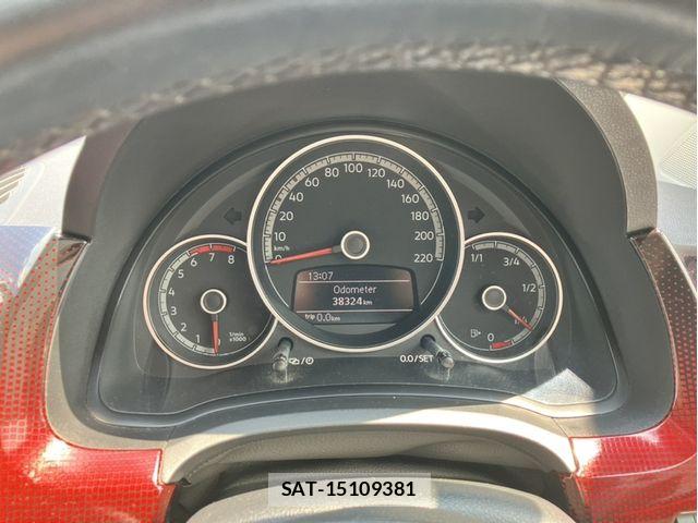 VolksWagen UP! 2018-10 7790549-7