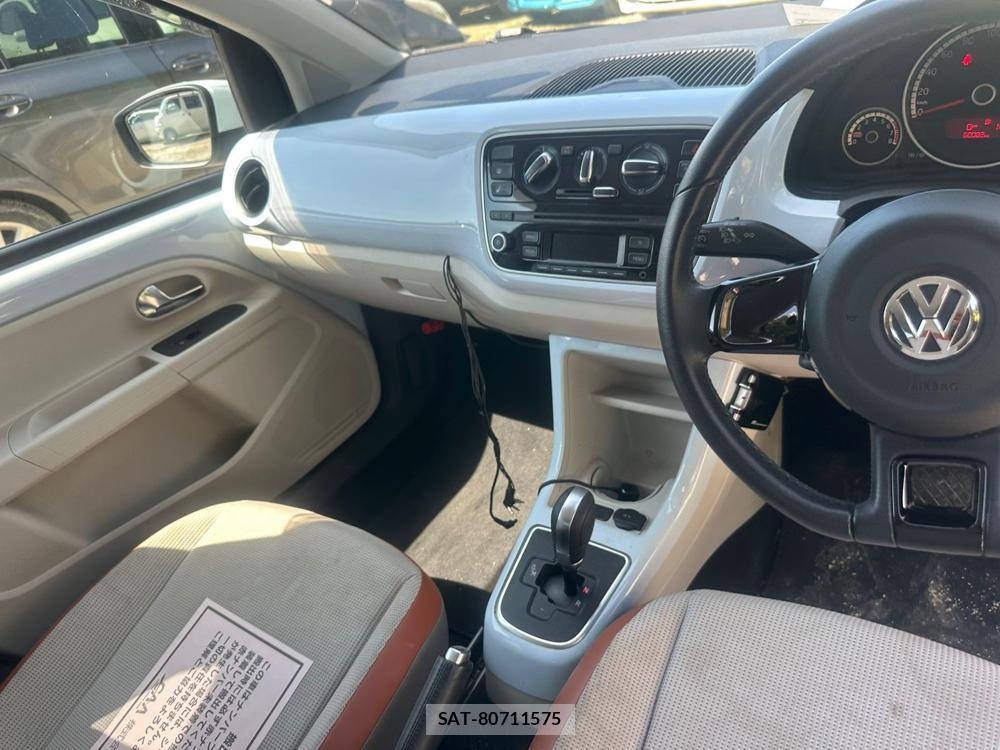 VolksWagen UP! 2013-09 6999194-16