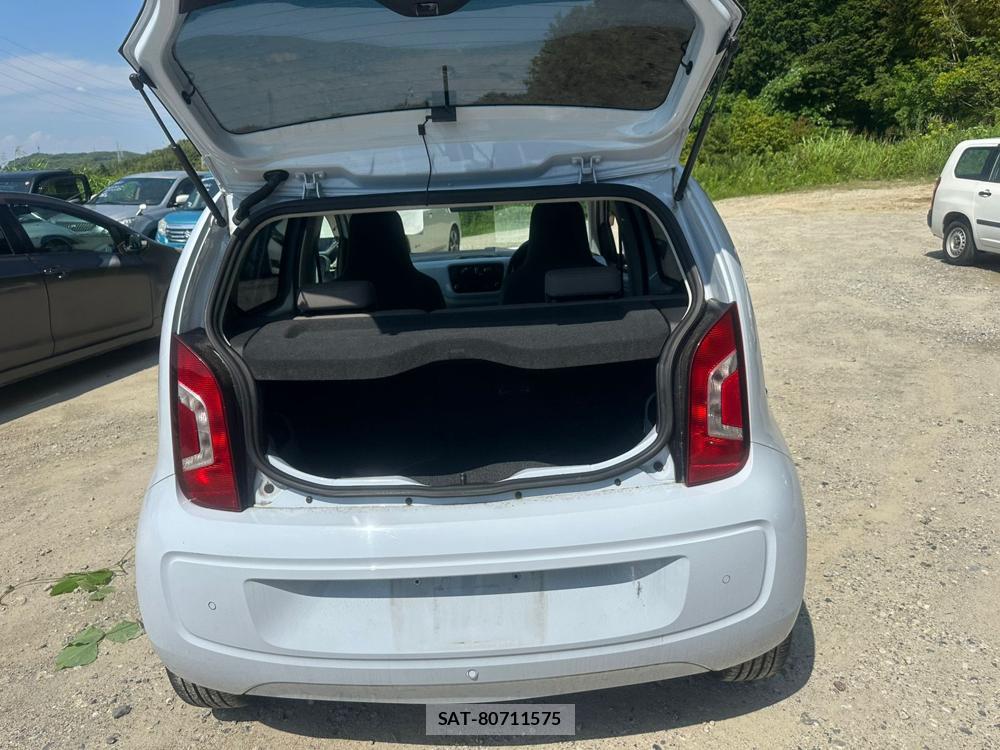 VolksWagen UP! 2013-09 6999194-23