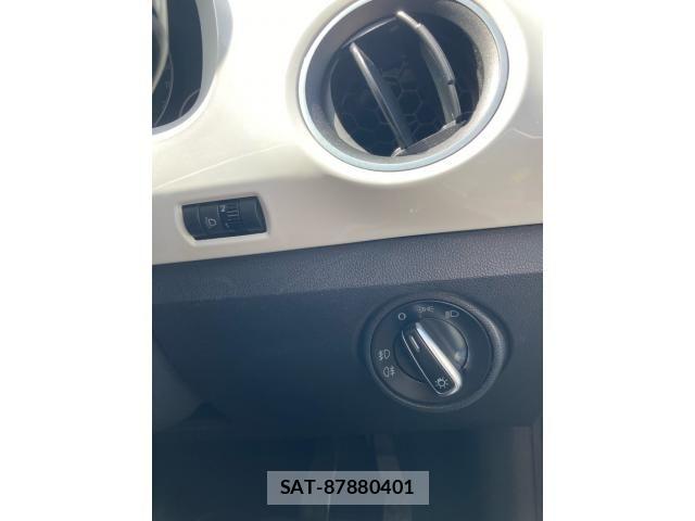 VolksWagen UP! 2013-09 7880534-18