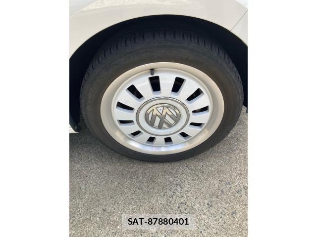 VolksWagen UP! 2013-09 7880534-5