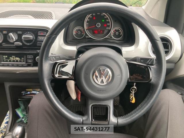 VolksWagen UP! 2015-03 7880535-9
