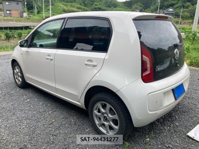 VolksWagen UP! 2015-03 7880535-4
