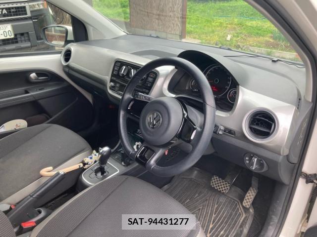 VolksWagen UP! 2015-03 7880535-6