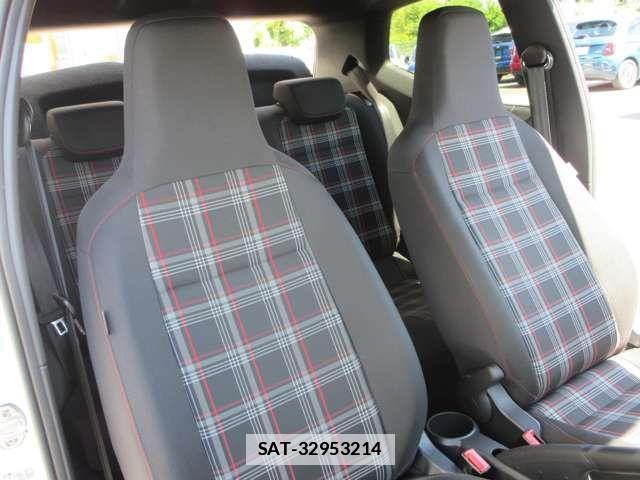 VolksWagen UP! 2019-11 7880533-9