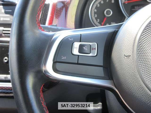 VolksWagen UP! 2019-11 7880533-11
