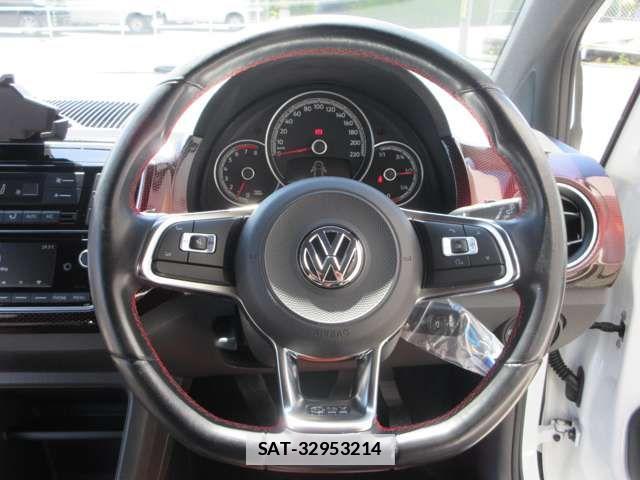 VolksWagen UP! 2019-11 7880533-12