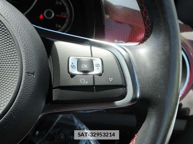 VolksWagen UP! 2019-11 7880533-13