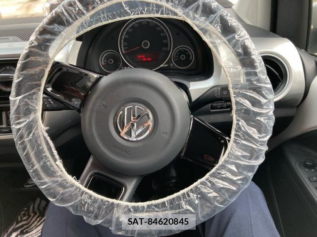VolksWagen UP! 2015-10 7903637-13