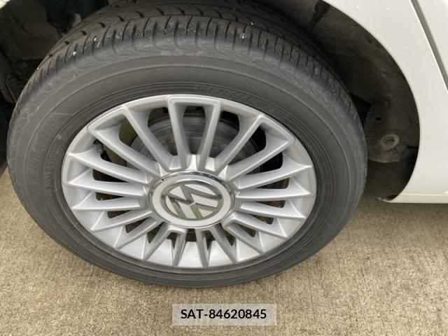 VolksWagen UP! 2015-10 7903637-8