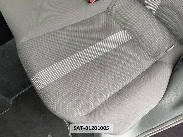 VolksWagen UP! 2018-12 7964418-19