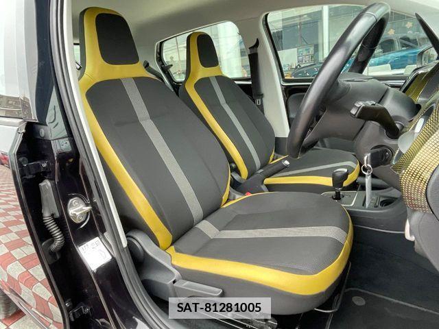 VolksWagen UP! 2018-12 7964418-7