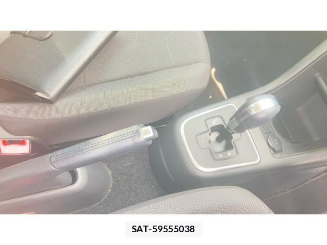 VolksWagen UP! 2015-09 8102758-8
