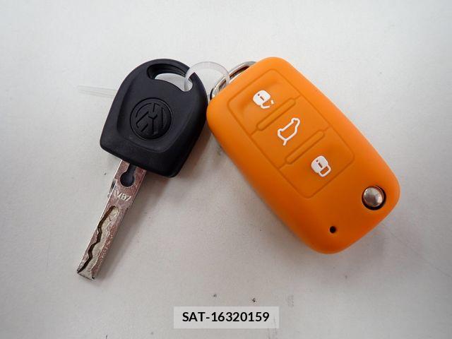 VolksWagen UP! 2016-02 8159536-23