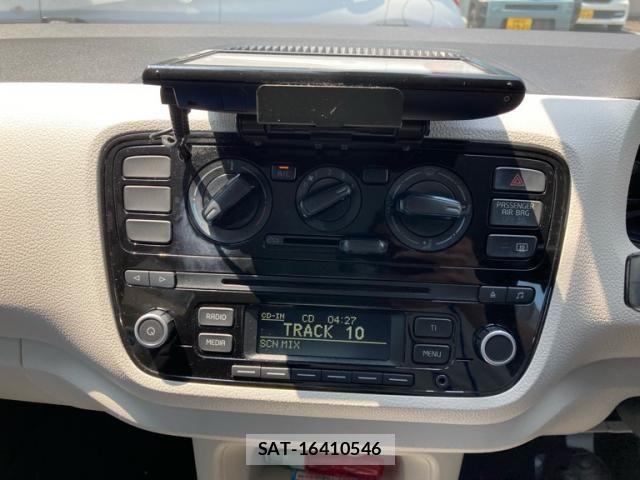 VolksWagen UP! 2014-09 8211043-19