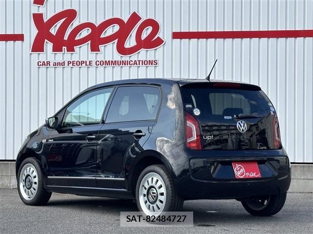 VolksWagen UP! 2013-10 8318142-1