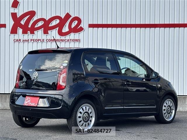 VolksWagen UP! 2013-10 8318142-2