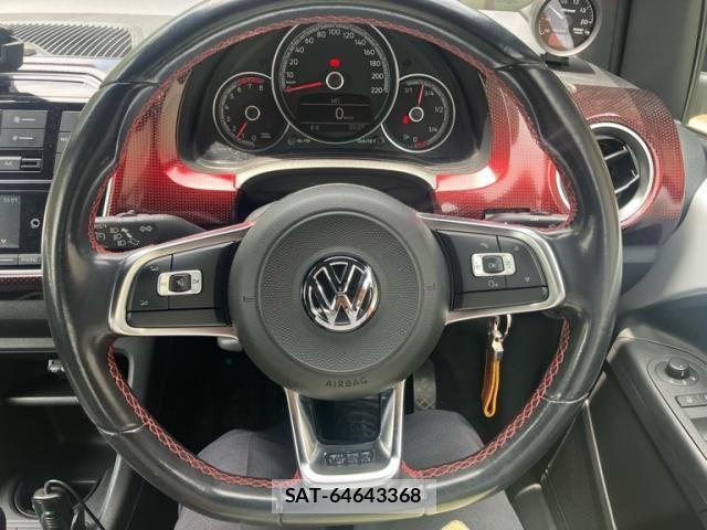 VolksWagen UP! 2019-11 8318138-15