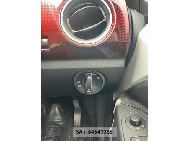 VolksWagen UP! 2019-11 8318138-16