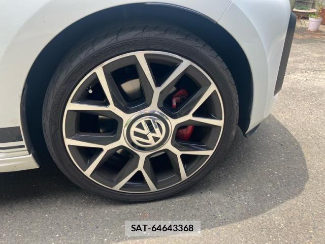 VolksWagen UP! 2019-11 8318138-7
