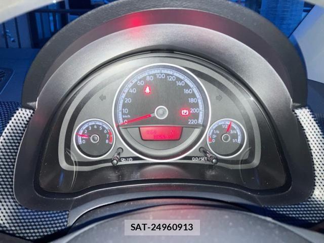 VolksWagen UP! 2018-03 8326473-18