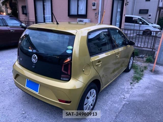 VolksWagen UP! 2018-03 8326473-2