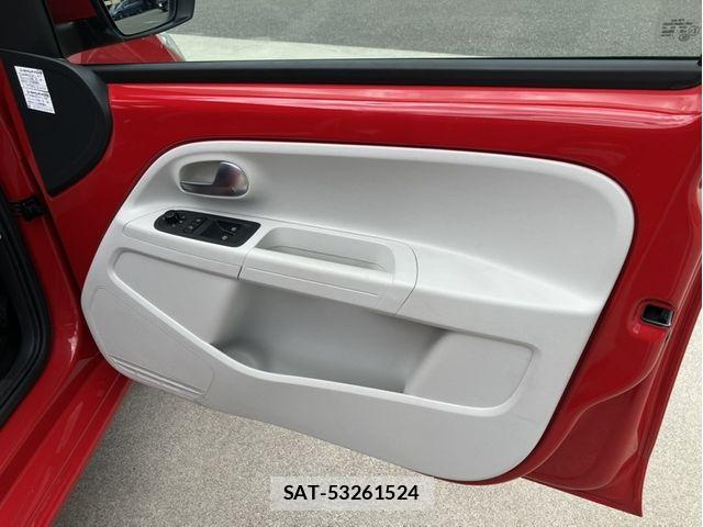 VolksWagen UP! 2018-03 8355902-15