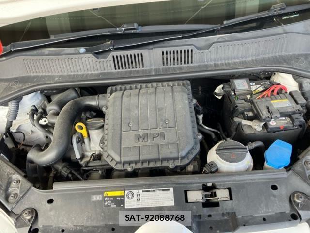 VolksWagen UP! 2015-08 8369773-12