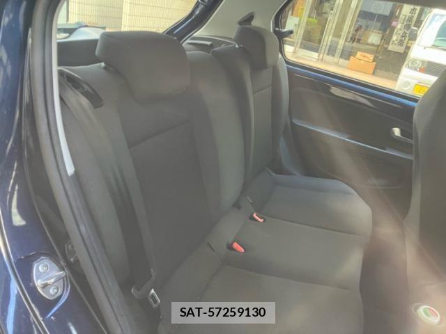 VolksWagen UP! 2015-03 8369772-12