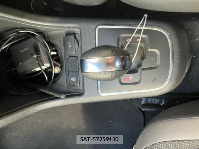 VolksWagen UP! 2015-03 8369772-18