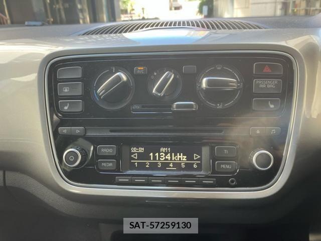 VolksWagen UP! 2015-03 8369772-19