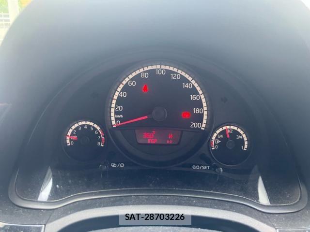 VolksWagen UP! 2014-11 8372390-18