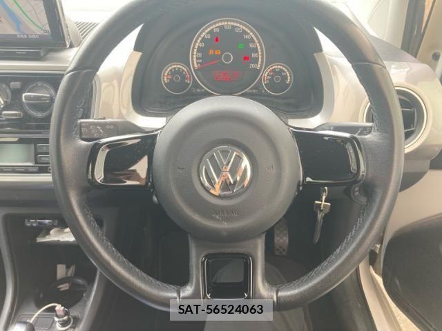 VolksWagen UP! 2015-03 8439116-12