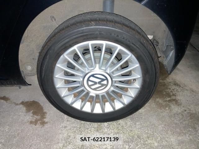 VolksWagen UP! 2012-10 8528259-3