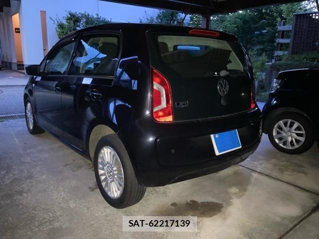 VolksWagen UP! 2012-10 8528259-4