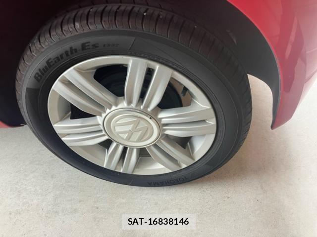 VolksWagen UP! 2018-12 8629788-9