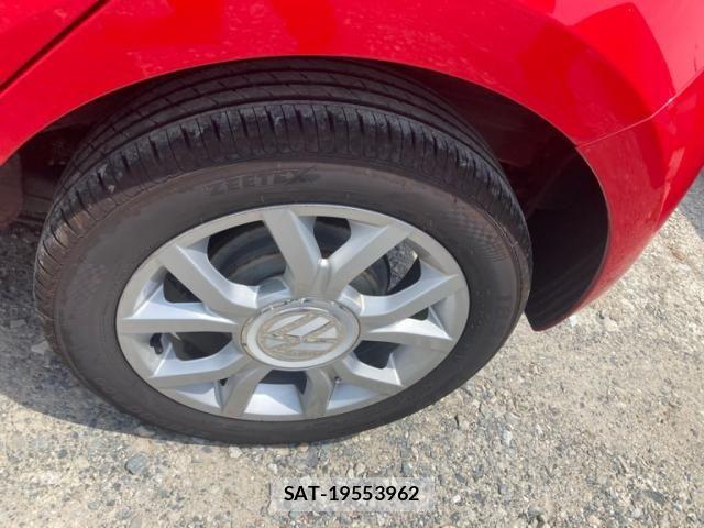 VolksWagen UP! 2015-03 8629789-9