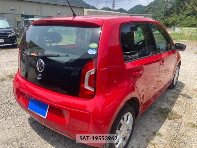 VolksWagen UP! 2015-03 8629789-4