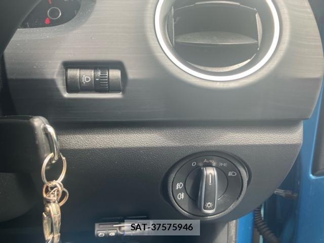 VolksWagen UP! 2017-07 8662457-14